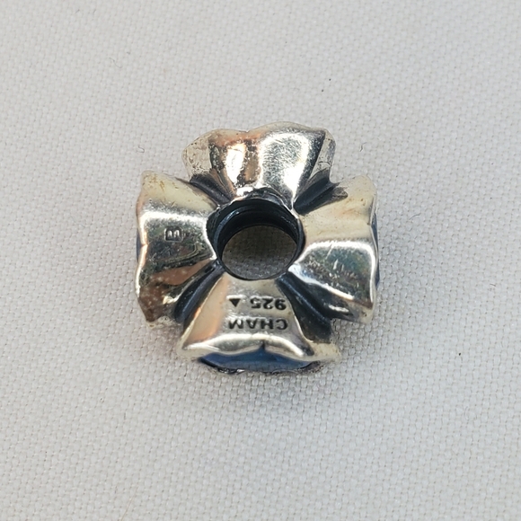 Chamilia Blue Cross Bead - Picture 3 of 10